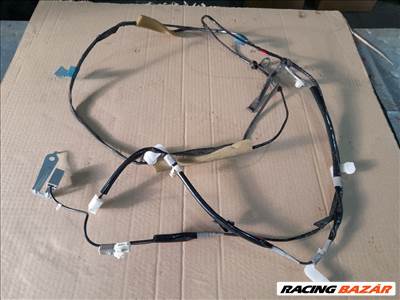 Toyota RAV4 (XA30) 2.0 VVT-I Antenna Kábelköteg 12040