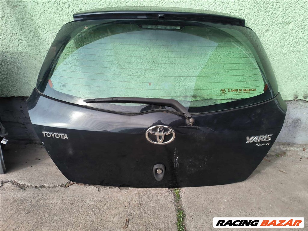 Toyota Yaris (XP90) Csomagtérajtó (üres lemez) 2. kép