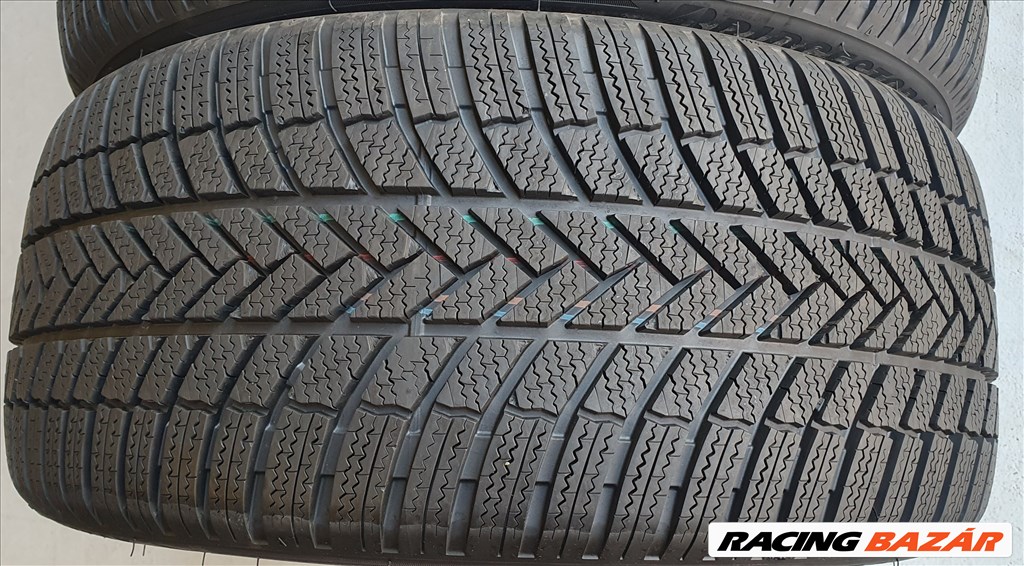 Demó Bridgestone Blizzak 245/40 R18 téli gumi 4db 2019.   /T101. 8. kép