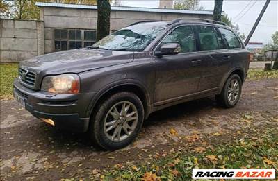 Volvo XC90 bontott alkatrészei