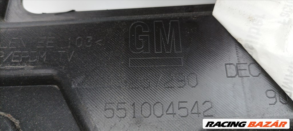 Opel Insignia kombi csomagtér ajtó borítás ezüst színben 13267290 3. kép