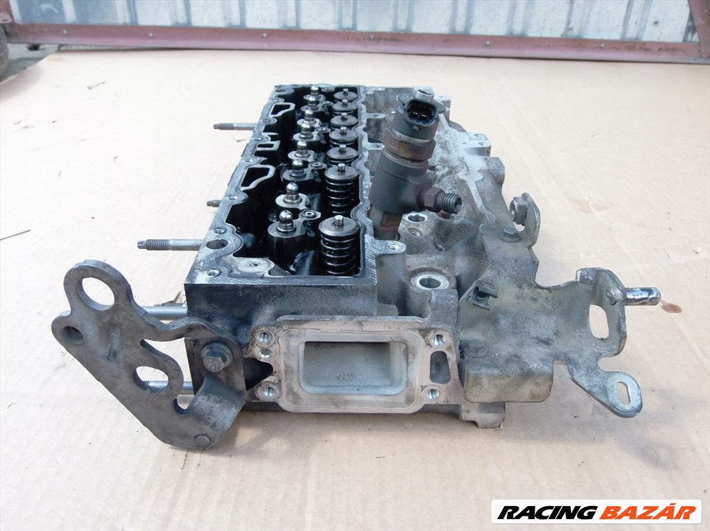 Citroën C3 II, C4 Picasso II, DS4, Peugeot 3008 I, Partner II, Ford Focus Mk3 1.6 HDI hengerfej 9684504780 9684487210 6. kép