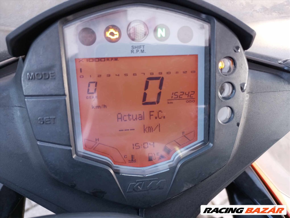 KTM RC 125 '17 (sérült!) 11. kép