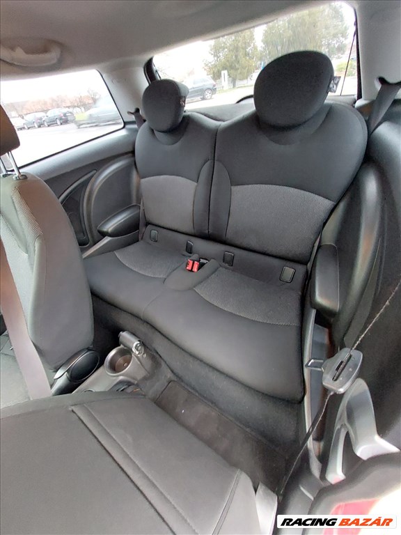 Mini Cooper (R56) bontott alkatrészei 2. kép