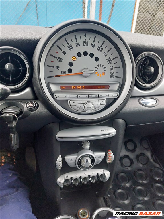 Mini Cooper (R56) bontott alkatrészei 8. kép