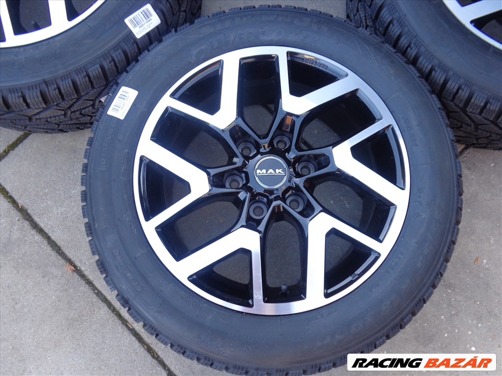 Hyundai Staria vadonatúj téli garnitúra 235/55R18  3. kép