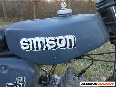 SIMSON S 51 N,1984-ES KISMOTORRÓL:BENZINTANK OLDALIDOMOKKAL CSAK EGYBEN ELADÓ