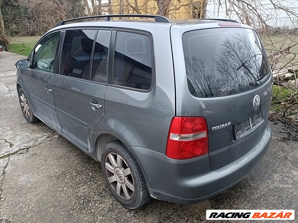 Volkswagen Touran I 1.9 TDI motor BKC kóddal, 243118km-el eladó bkc19tdi touranld7x 4. kép