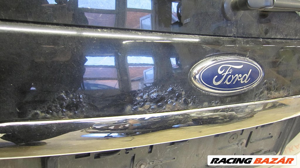 Ford Focus II MK2 2 Facelift Eladó  kombi csomagtér ajtó króm díszléccel  2. kép
