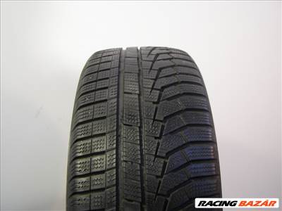 Hankook W320 215/55 R17 