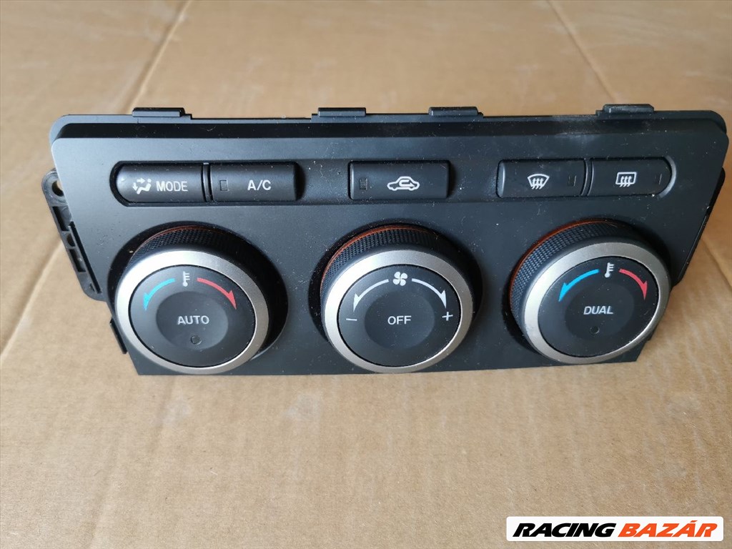 Mazda 6 (2nd gen) fűtéskapcsoló panel  gdb461190 1. kép