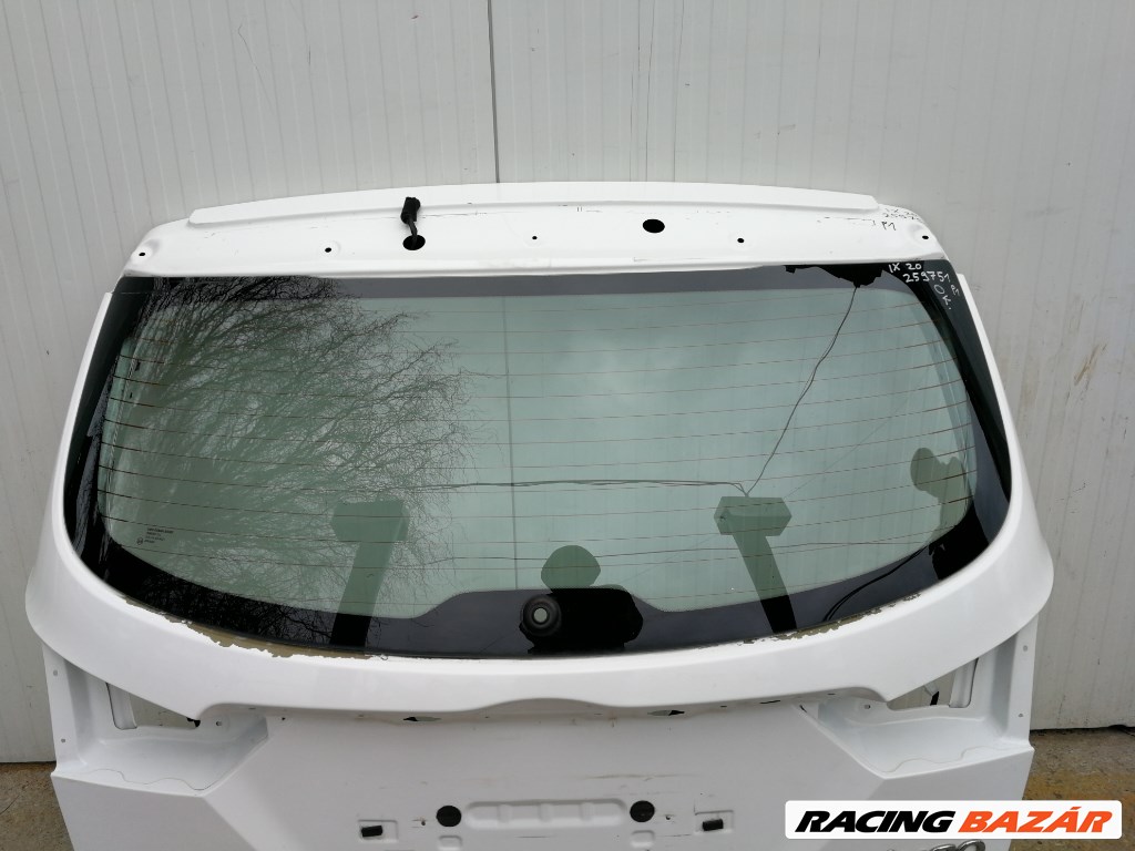 Hyundai IX20 hátsó szélvédõ 1. kép