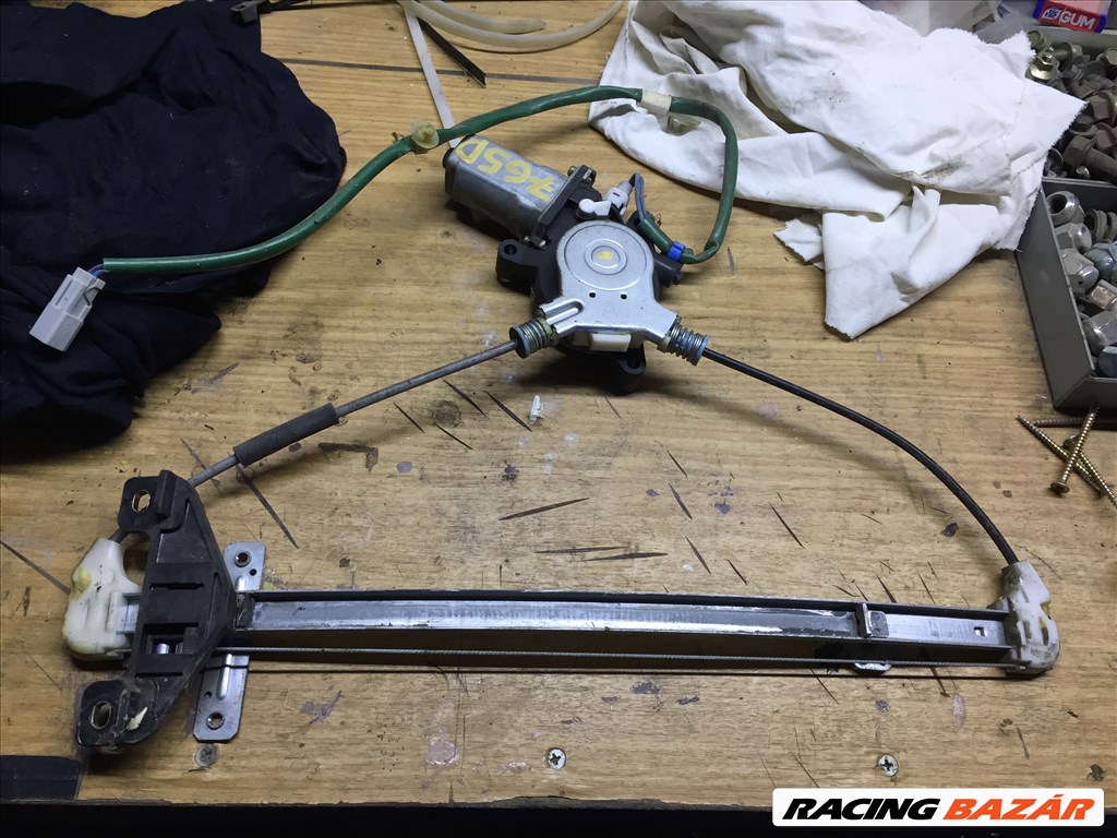 7g Honda Civic ablakemelő eladó 2001-05 6. kép