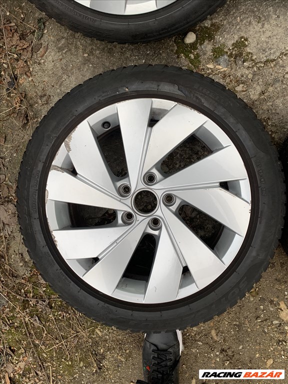 17 Gyari Volkswagen Alufelni garnitura Teligumikkal!205/50 R17 Pirelli Sottozero 3 4. kép