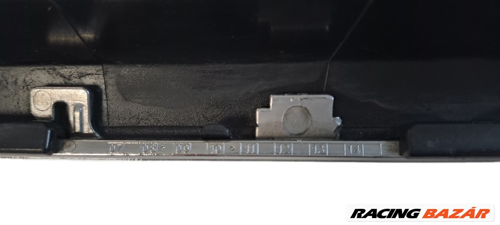 Volkswagen Golf IV. gyári hűtő díszrács emblémája nélkül Csz.SP06055 8. kép