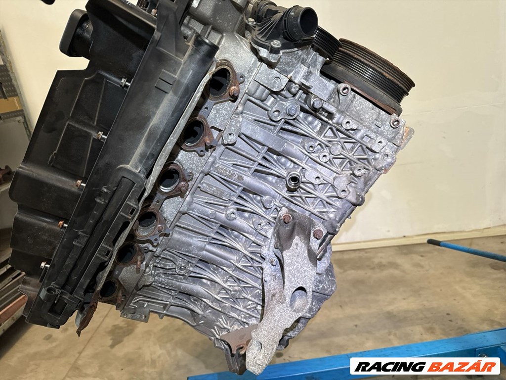 BMW E90 E91 E92 E93 325d 330d M57 306d3 motor 3. kép