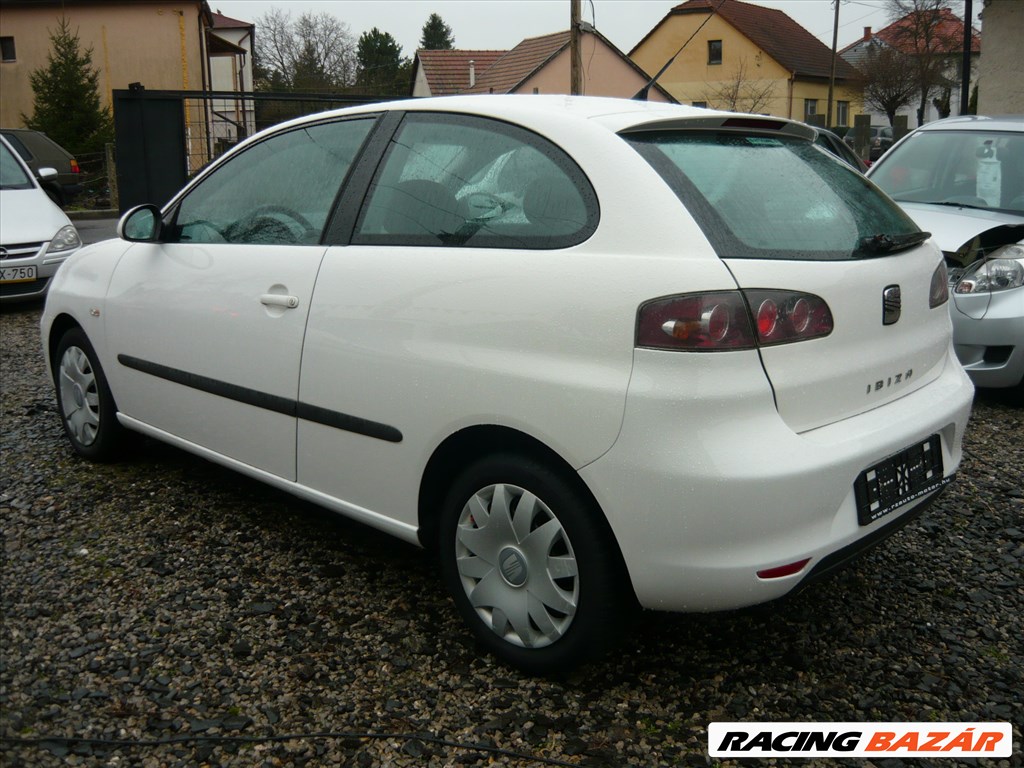 Eladó Seat Ibiza 1.2 12V (1198 cm³, 60 PS) 4. kép