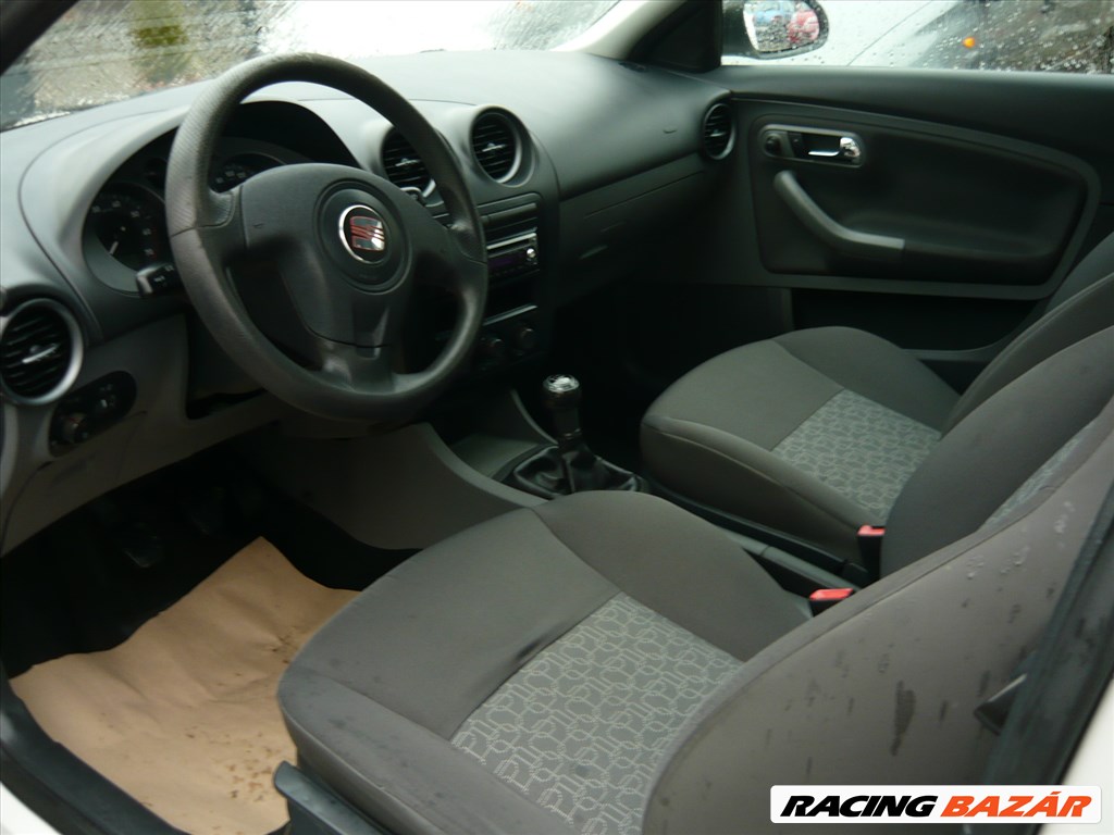 Eladó Seat Ibiza 1.2 12V (1198 cm³, 60 PS) 6. kép