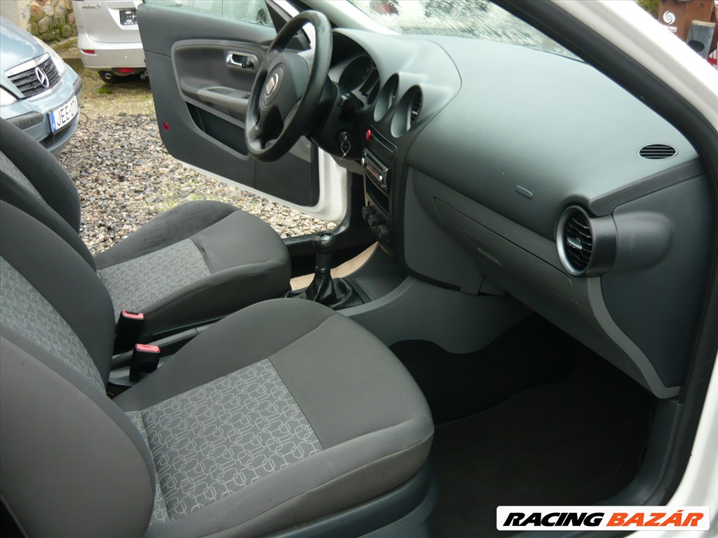 Eladó Seat Ibiza 1.2 12V (1198 cm³, 60 PS) 8. kép