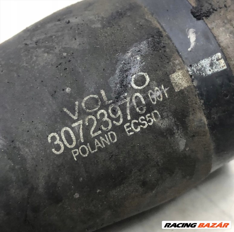 Volvo S60, Volvo V70, Volvo XC70 felső vízcső 30723970 3. kép