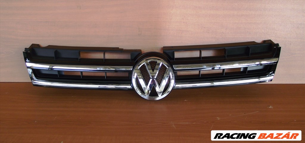 Volkswagen Touareg II lökhárító, díszrács 5. kép