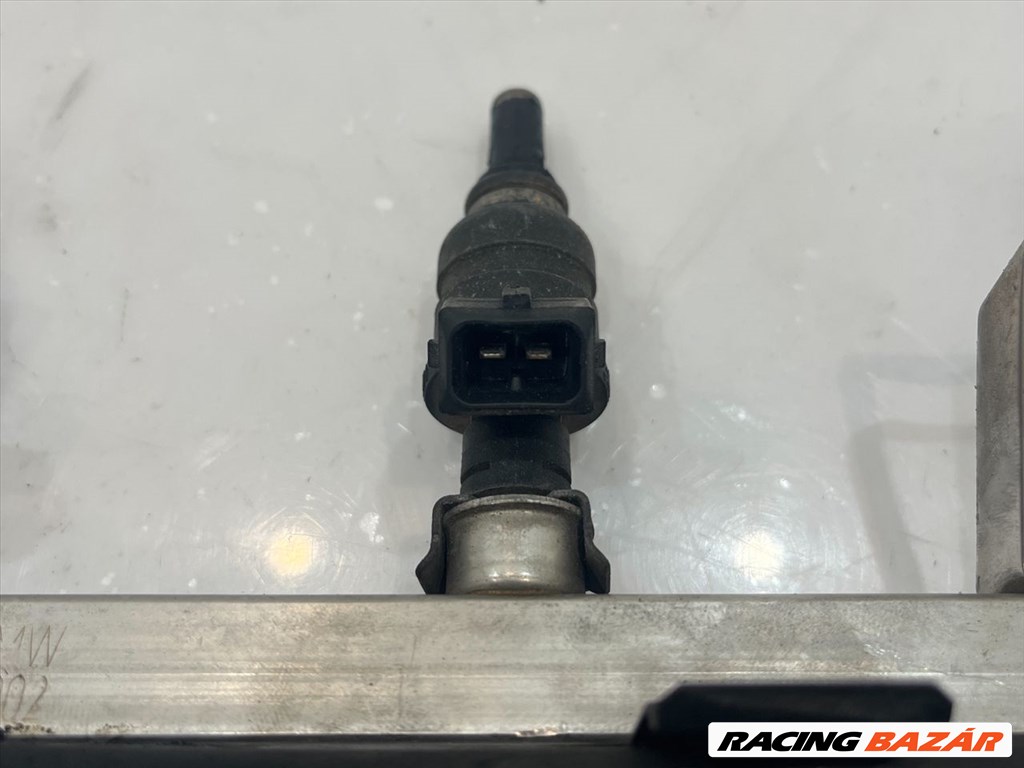 BMW E46 M54B22 M54B25 injektor híd 1437442 4. kép