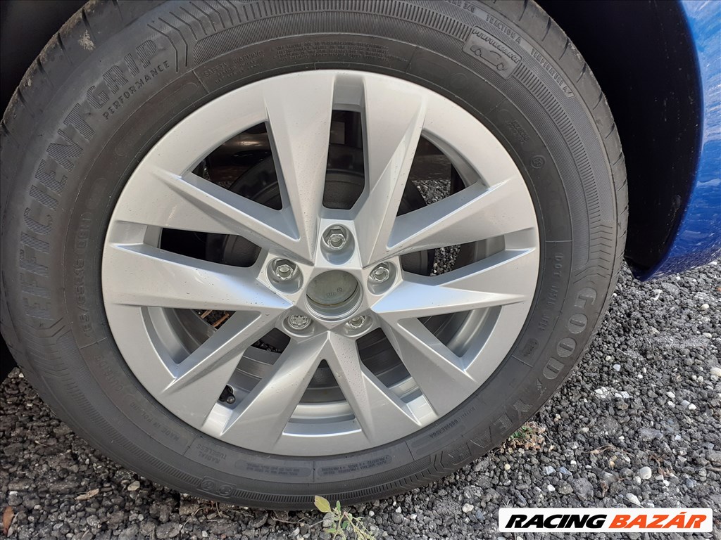  185/65 R15" új Goodyear nyári gumi szett eladó 1. kép