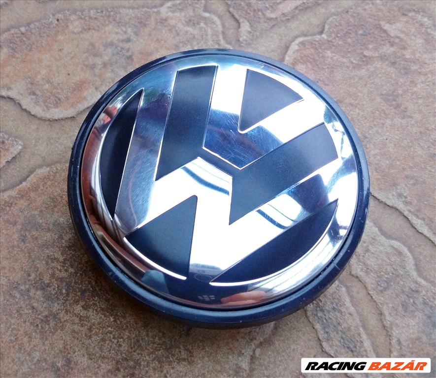 Új, Gyári Volkswagen (VW) felni kupak, felni közép, porvédő kupak (76mm) 7l6601149 3. kép