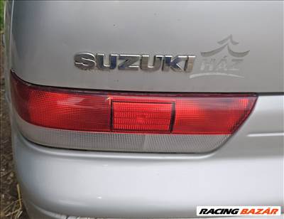 Suzuki Swift III Bal hátsó lámpa 