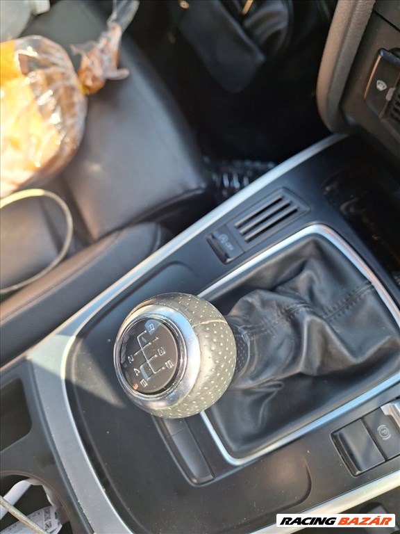 Audi A5 (B8 - 8T), Audi A4 (B8 - 8K) S-line váltógomb 3. kép