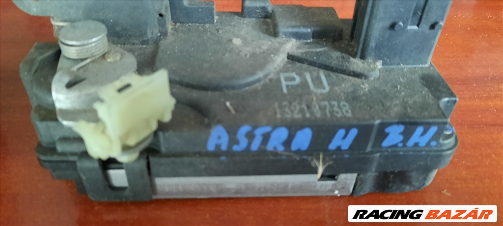 Opel Astra H bal hátsó ajtózár (PU) 1. kép