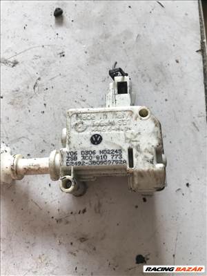 Volkswagen Passat B6 tank nyitó motor 3c0810773