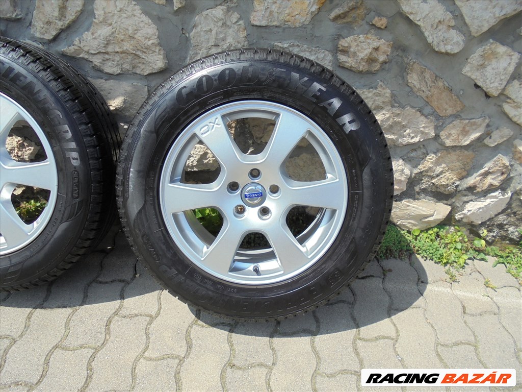 17-es Újszerű Volvo alufelni+ 235/65 -ös Goodyear nyári gumi eladó 5. kép