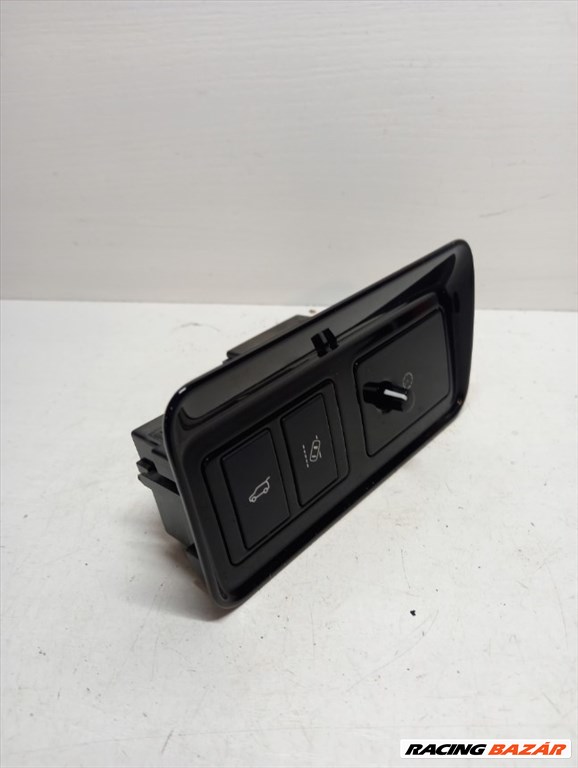 Jaguar F-Pace csomagtér ajtó nyitó kapcsoló hk8311654db 2. kép