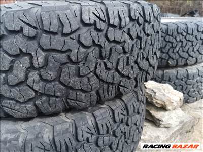  245/6517" használt BFGoodrich négyévszakos gumi gumi