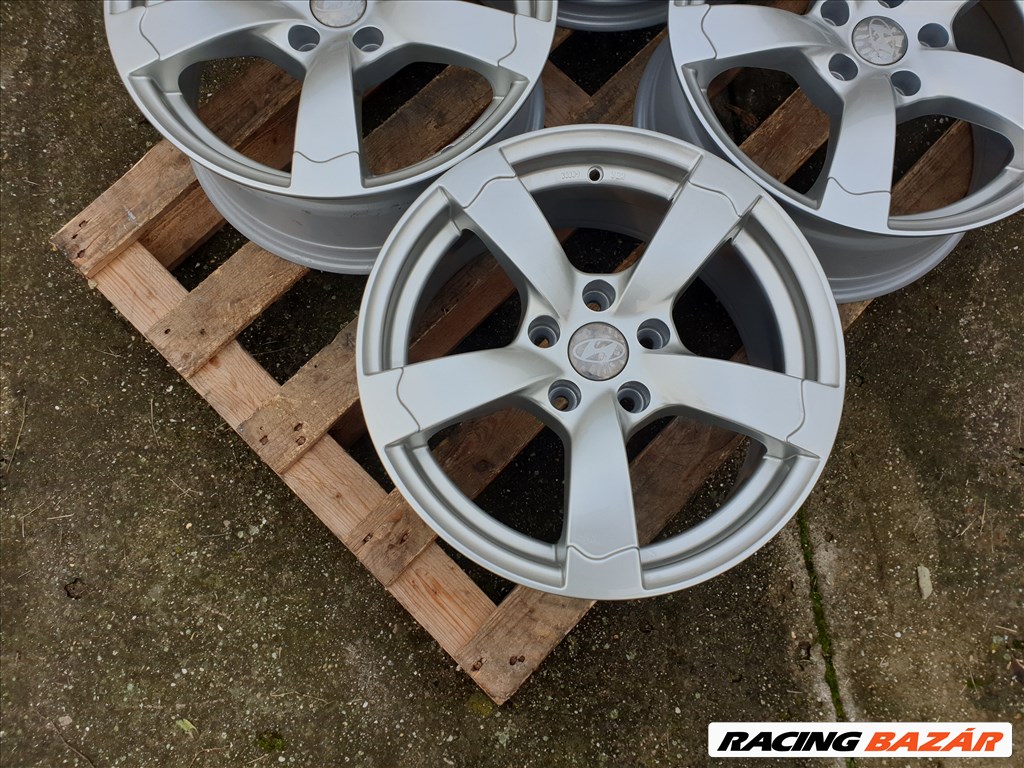 17" 5x114,3 Hyundai 4. kép