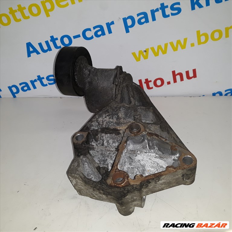 Iveco 3.0 Hpi Euro5 Generátortartó bak  504115732 1. kép