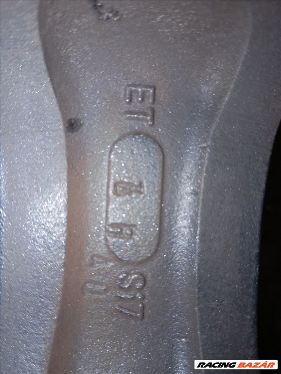  5x114.3 lyukosztású 15" használt alufelni, rajta 195/65 újszerű Hankook nyári gumi gumi  5. kép