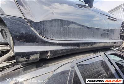 Mercedes SLK-osztály R172 jobb oldali küszöb borítás 