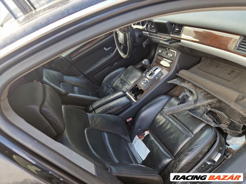 Audi A8 (D3 - 4E) bontott alkatrészei 5. kép