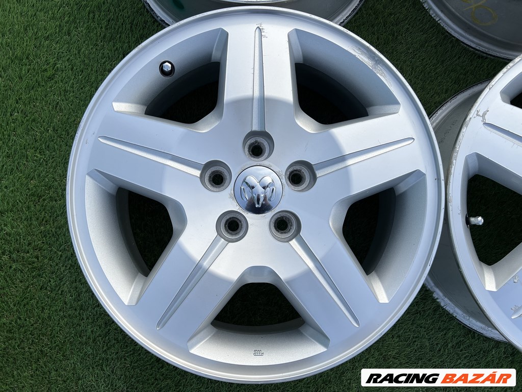 5x114.3 17" Dodge Caliber gyári alufelni 6,5Jx17h2 ET39 2. kép