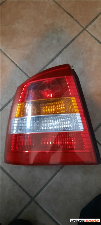 Opel Astra G 3-5ajtós bal hátsó lámpa 1. kép