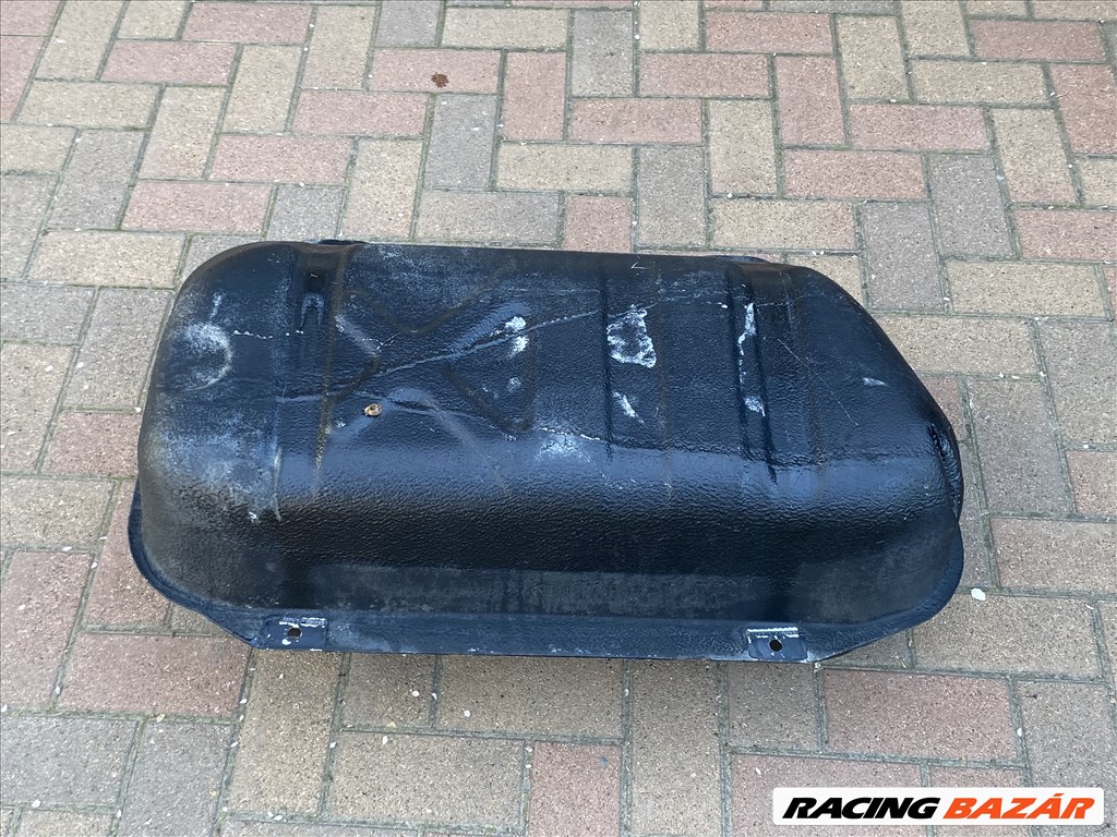 Suzuki Vitara üzemanyag tank 5. kép