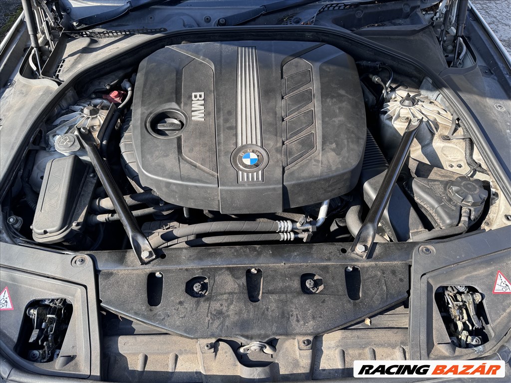 BMW 5-ös sorozat 520d  M-Packet (F10/F11) bontott alkatrészei 7. kép