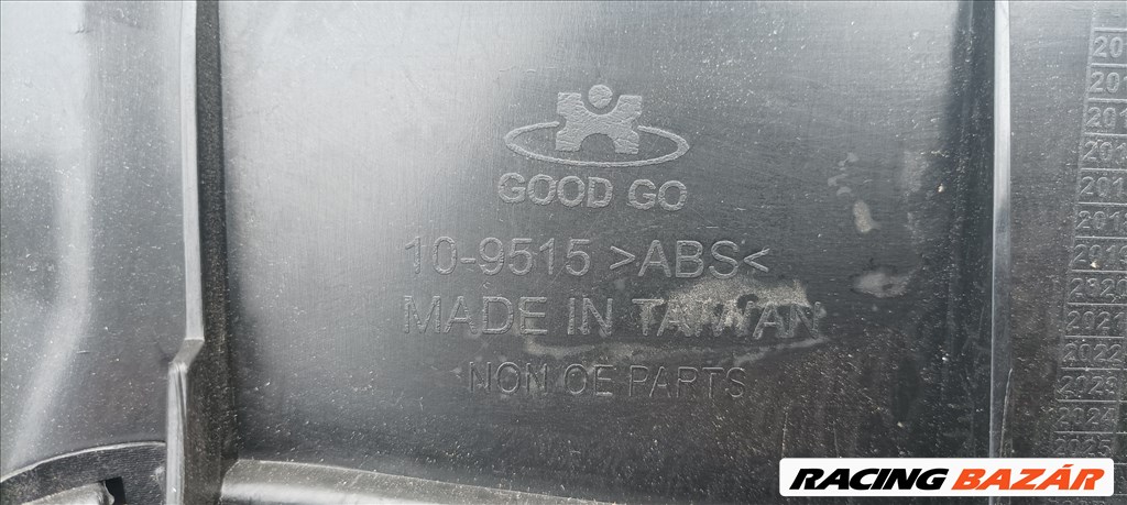 Audi A3 (8P) Good Go jel nélküli tuning díszrács  goodgo109515 4. kép