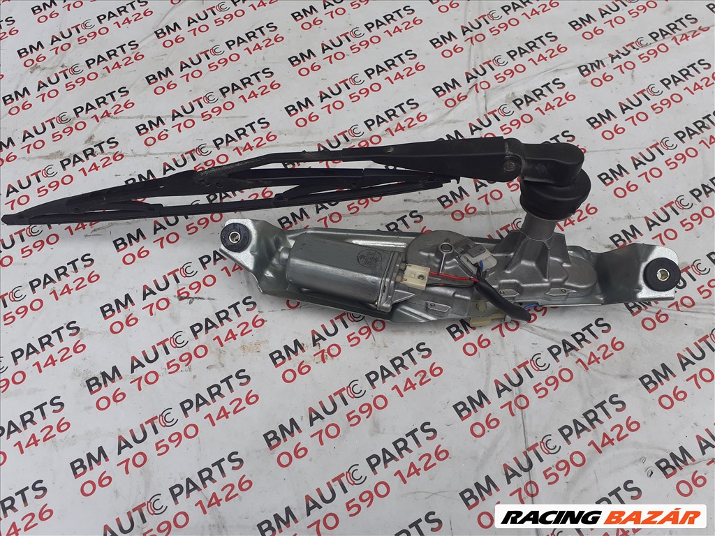 Mazda 323 (BJ) Hátsó ablaktörlő motor  34928581 1. kép