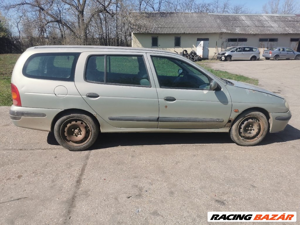 Renault Mégane I 1.9 dCi HÁTSÓ ajtó  3. kép