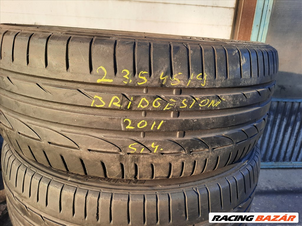  235/45/19"  Bridgestone nyári gumi  1. kép