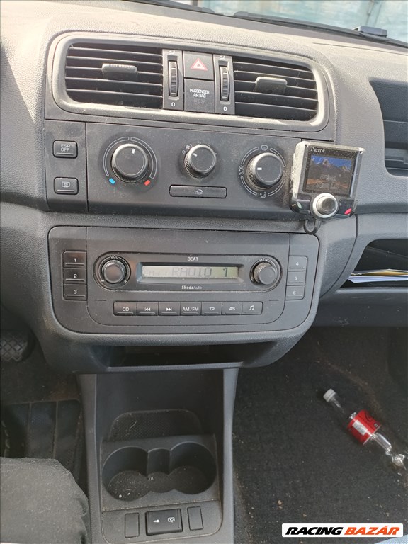 Skoda Fabia II 1.4Tdi (BMS 109817) bontott alkatrészei, 9154 színben eladók 13. kép