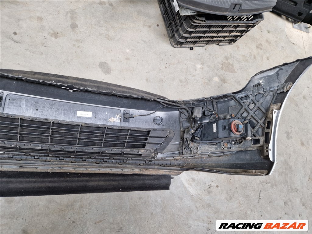 Volkswagen Golf VII első lökhárító LA7W, kompletten 10. kép